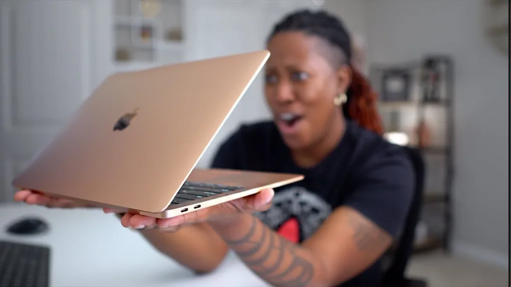 Macbook kafa hareketi
