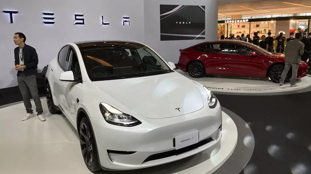 Tesla Kaza Oranlarında Zirveye Çıktı