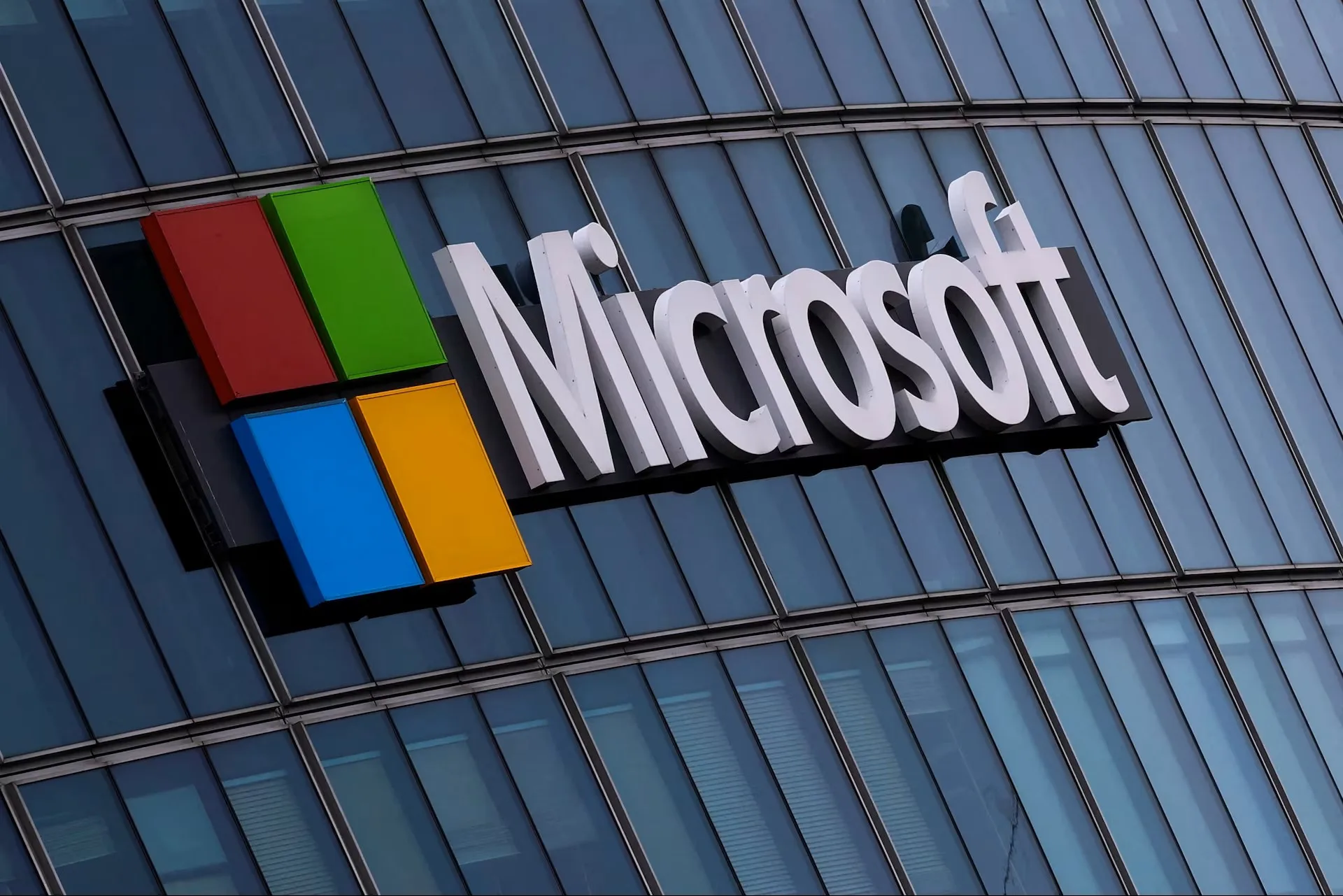 Microsoft kurumsal pazar için yapay zeka tabanlı Project Perception güvenlik sistemini geliştiriyor