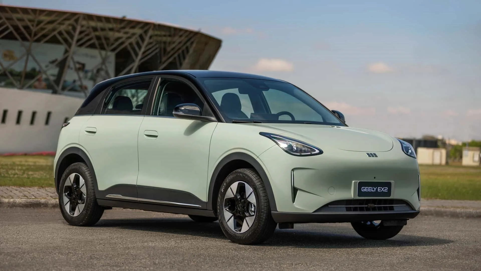 Geely E2 Avrupa pazarına adım attı