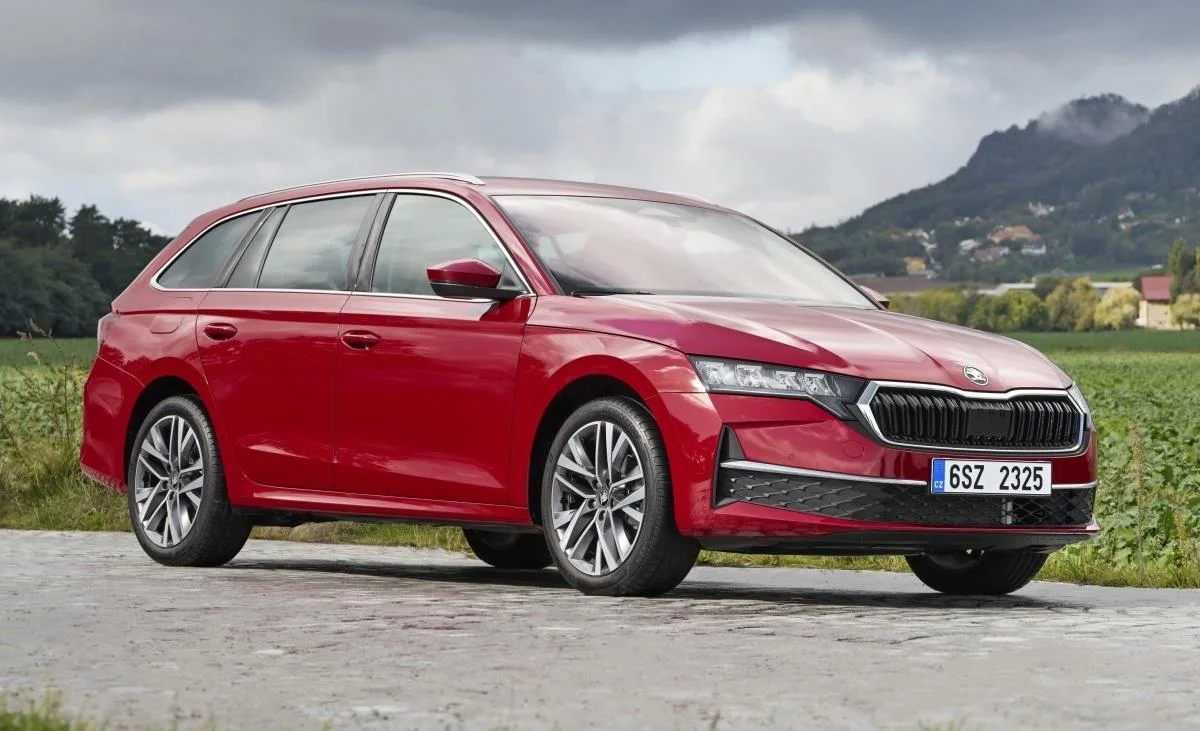 Skoda tarihinin ilk tam hibrit modeli tanıtıldı